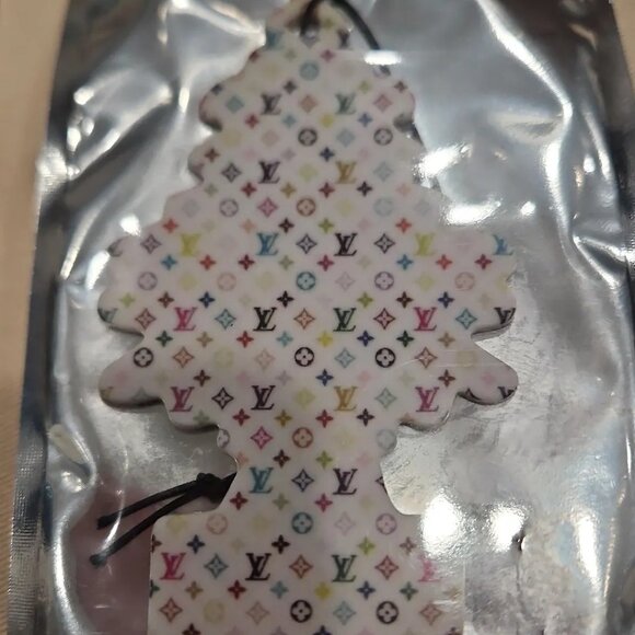 NWT Murakami Print Tree Air Freshener Strawberry Scented - Picture 2 of 3